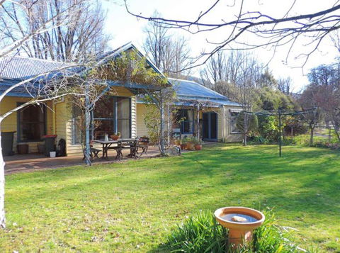 The Orchard House - ACT Tourism 25