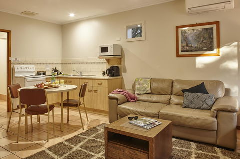 Goldfield Holiday Units - ACT Tourism 10