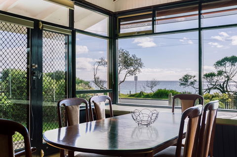 Beach Front Beauty - Ocean Front Views - ACT Tourism 0