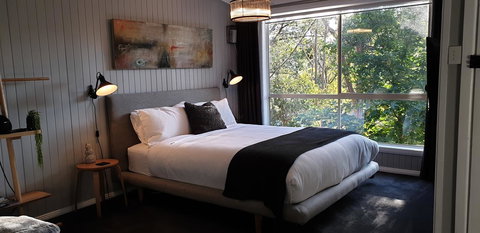 Tangenong Cottages - ACT Tourism 7