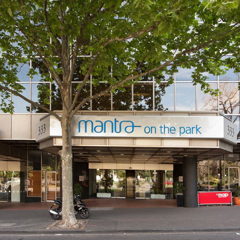 Mantra On The Park - ACT Tourism 1