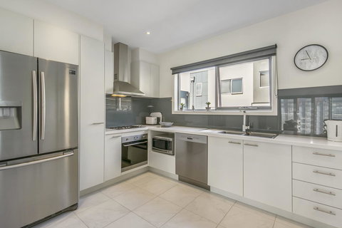 Marina Beach - ACT Tourism 2