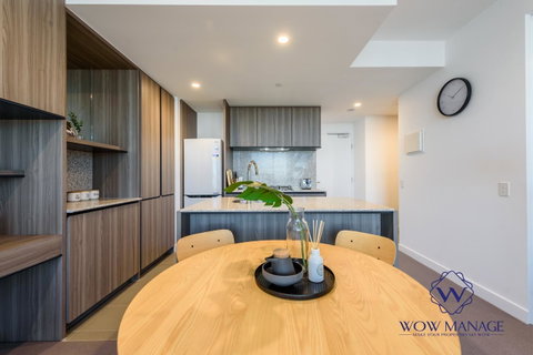 WOW Apartment On Lonsdale - ACT Tourism 12