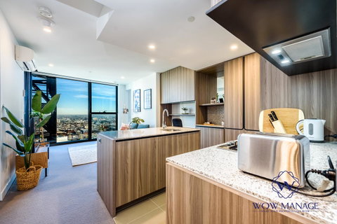WOW Apartment On Lonsdale - ACT Tourism 6