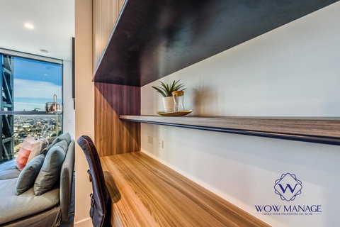 WOW Apartment On Lonsdale - ACT Tourism 15