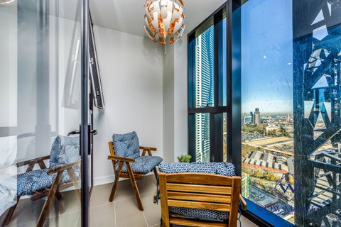 WOW Apartment On Lonsdale - ACT Tourism 2