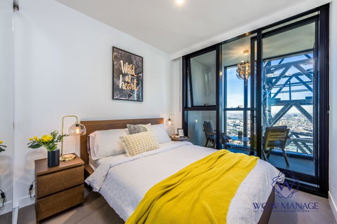 WOW Apartment On Lonsdale - ACT Tourism 4