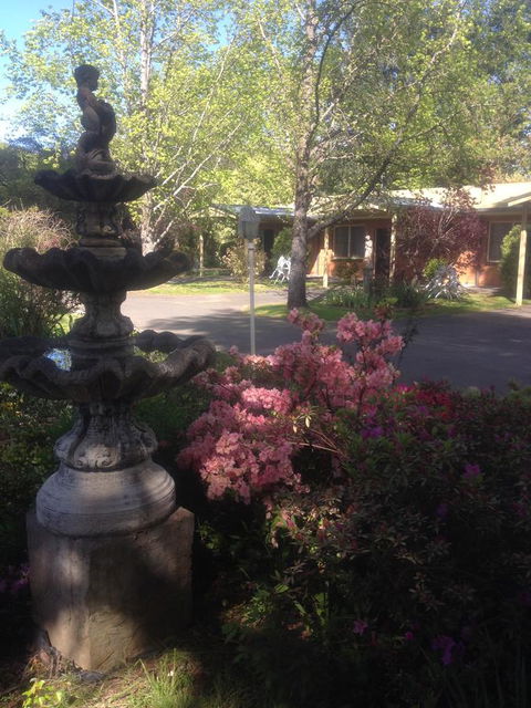 Viewhill Holiday Units - ACT Tourism 2