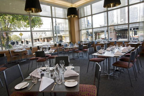 Clarion Suites Gateway - ACT Tourism 18