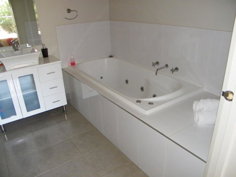 De\'Vine Escape - ACT Tourism 5