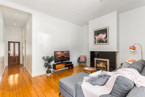 Central Bendigo Cottage, Walk To Everywhere!! - ACT Tourism 9