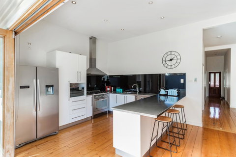Central Bendigo Cottage, Walk To Everywhere!! - ACT Tourism 7