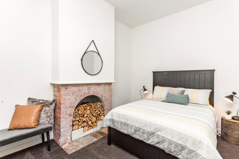 Central Bendigo Cottage, Walk To Everywhere!! - ACT Tourism 5
