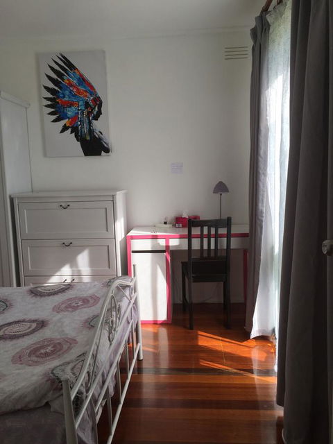 Doncaster Westfield Home Stay - ACT Tourism 42