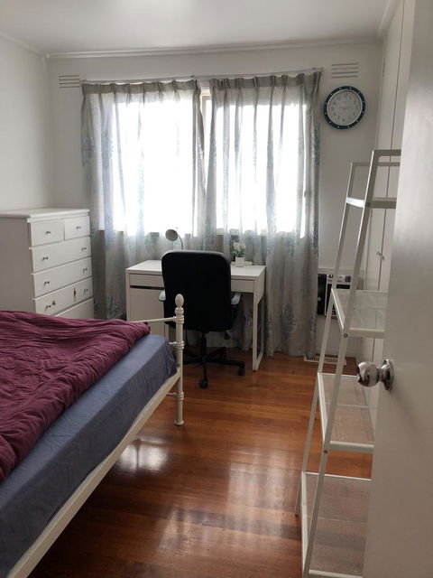 Doncaster Westfield Home Stay - ACT Tourism 7