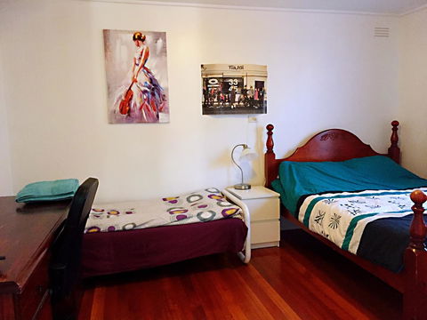 Doncaster Westfield Home Stay - ACT Tourism 29