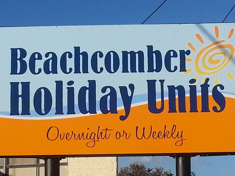 Beachcomber Holiday Units - ACT Tourism 22