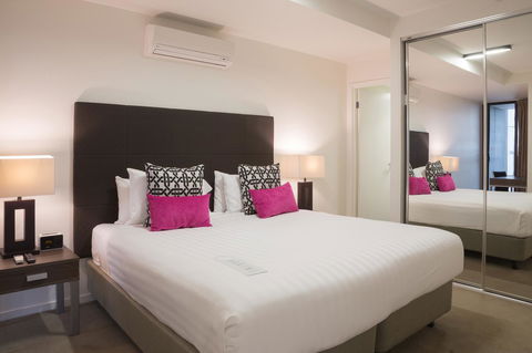 Mantra St Kilda Road - ACT Tourism 12