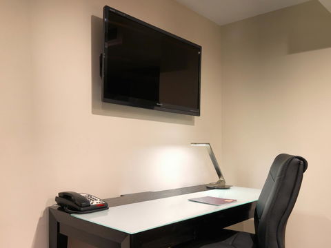 Hotel Grand Chancellor Melbourne - ACT Tourism 21