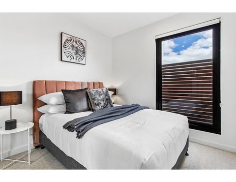 Boutique Apartment In Quiet, Sought-after Suburb - ACT Tourism 13