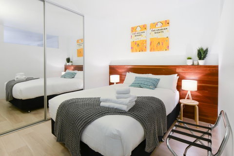Canvas Suites On Russell Place - ACT Tourism 8