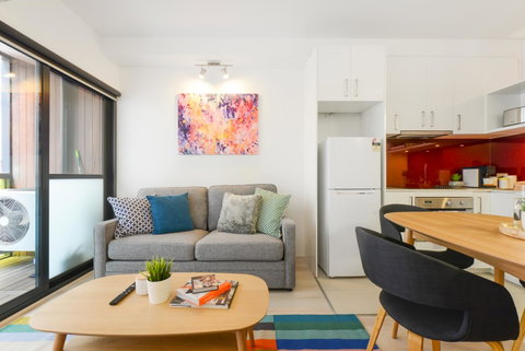 Canvas Suites On Russell Place - ACT Tourism 32