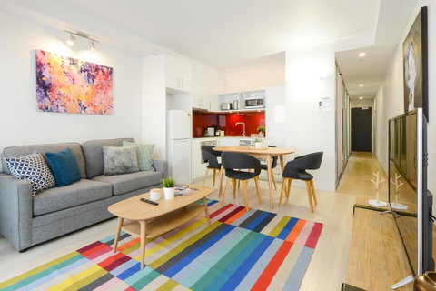 Canvas Suites On Russell Place - ACT Tourism 35