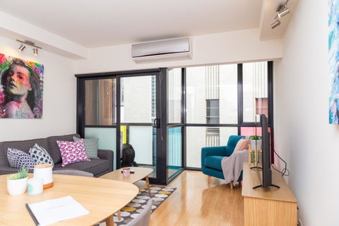 Canvas Suites On Russell Place - ACT Tourism 19