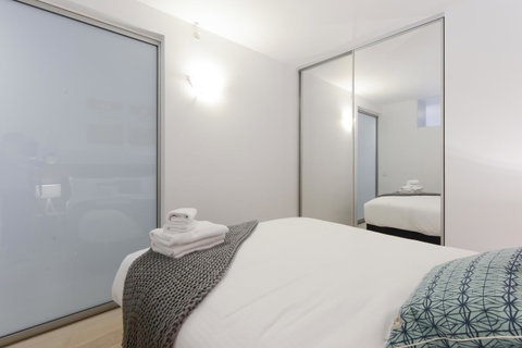 Canvas Suites On Russell Place - ACT Tourism 9