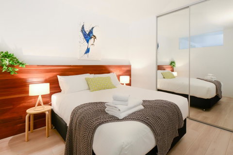 Canvas Suites On Russell Place - ACT Tourism 36