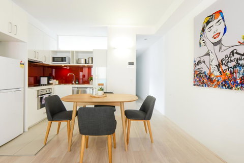 Canvas Suites On Russell Place - ACT Tourism 41