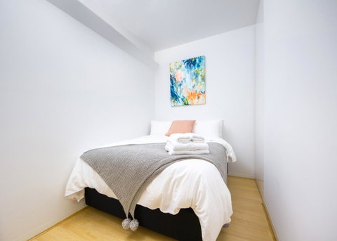 Canvas Suites On Russell Place - ACT Tourism 26