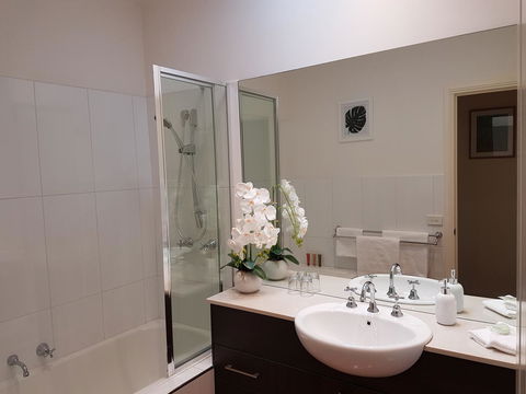 Healesville House - Fig Tree House - ACT Tourism 16