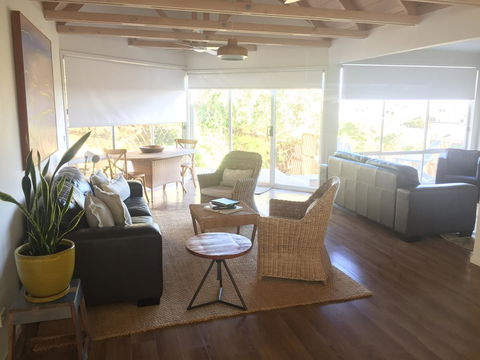 47 Baker Street - ACT Tourism 1