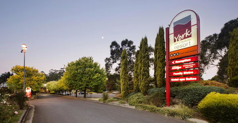 Nightcap At York On Lilydale - ACT Tourism 22