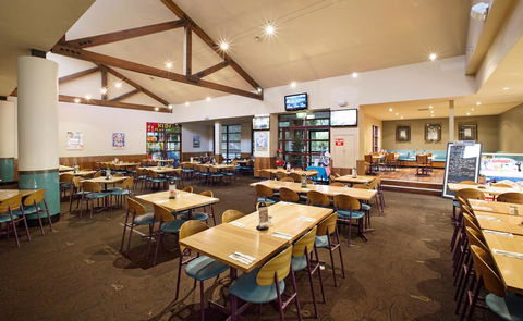 Nightcap At York On Lilydale - ACT Tourism 8