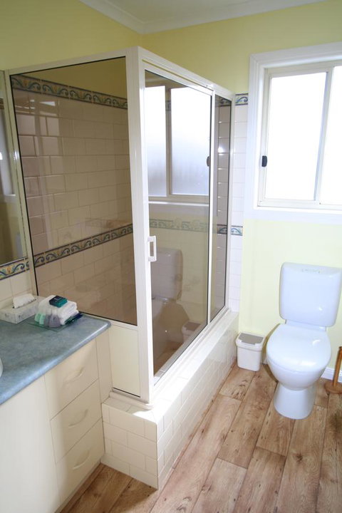 Hamilton Townhouse Motel - ACT Tourism 5