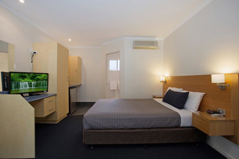 Hamilton Townhouse Motel - ACT Tourism 23
