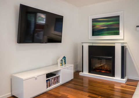 Cottage On Rye - ACT Tourism 0