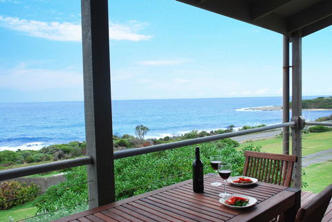 5 Whitecrest Great Ocean Road Resort - Ocean Views - ACT Tourism 0