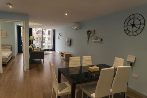 Stunning Home In Melbourne CBD - ACT Tourism 6