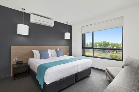 Vue Apartments Geelong - ACT Tourism 1