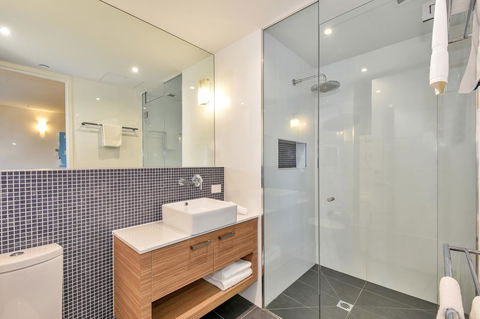 Vue Apartments Geelong - ACT Tourism 12
