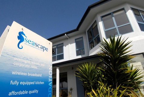 Seascape Accommodation - ACT Tourism 13