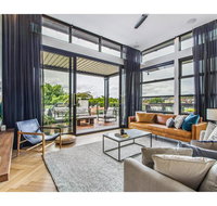 Ultimate Luxury Penthouse From The Block - ACT Tourism