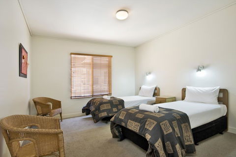 Lornebeach Apartments - ACT Tourism 37