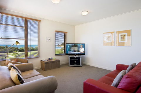 Lornebeach Apartments - ACT Tourism 15
