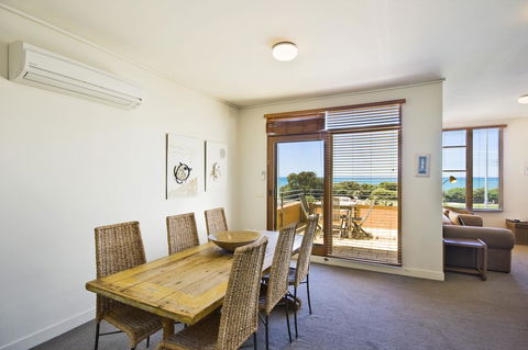 Lornebeach Apartments - ACT Tourism 28
