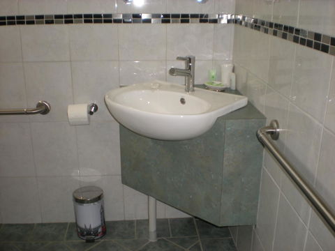 Willow Dene Holiday Apartments - ACT Tourism 13