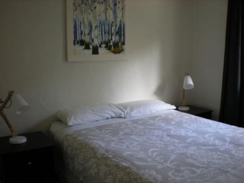 Willow Dene Holiday Apartments - ACT Tourism 23